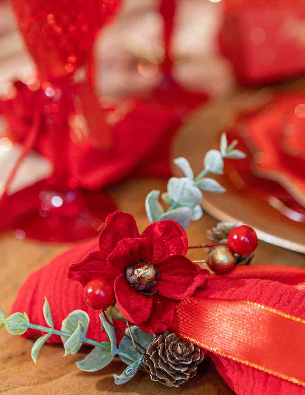 Serviettenring Élégance aus Samt - Rot, Grün und Gold - 13 cm