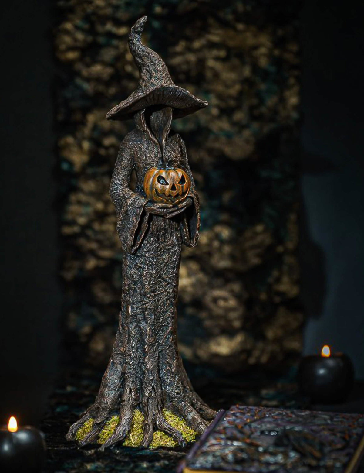 Halloween Dekofigur Waldhexe aus Harz 17 x 12,5 x 40,5 cm